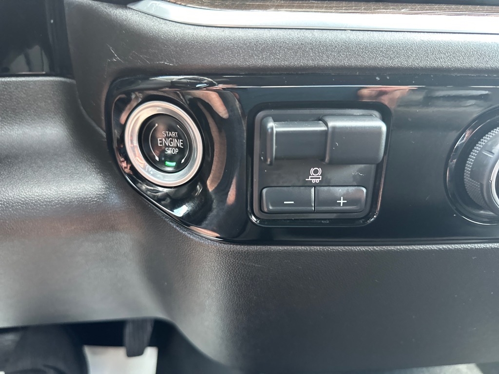 Chevrolet Silverado 2500HD 4WD Crew Cab 159" LT 2024