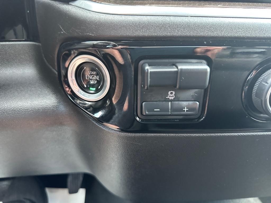 Chevrolet Silverado 2500HD 4WD Crew Cab 159" LT 2024