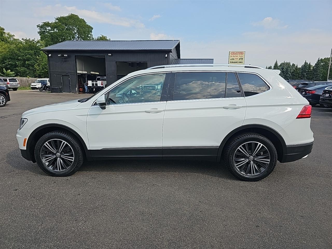 Volkswagen Tiguan 2.0T SEL R-Line Black 4MOTION 2019