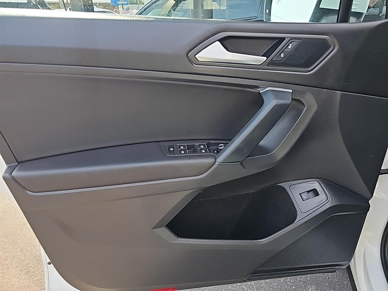 Volkswagen Tiguan 2.0T SEL R-Line Black 4MOTION 2019