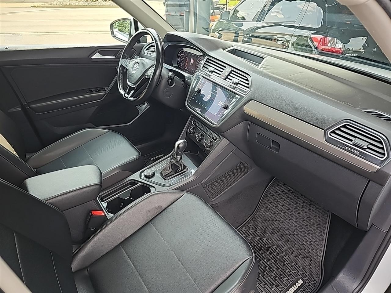 Volkswagen Tiguan 2.0T SEL R-Line Black 4MOTION 2019