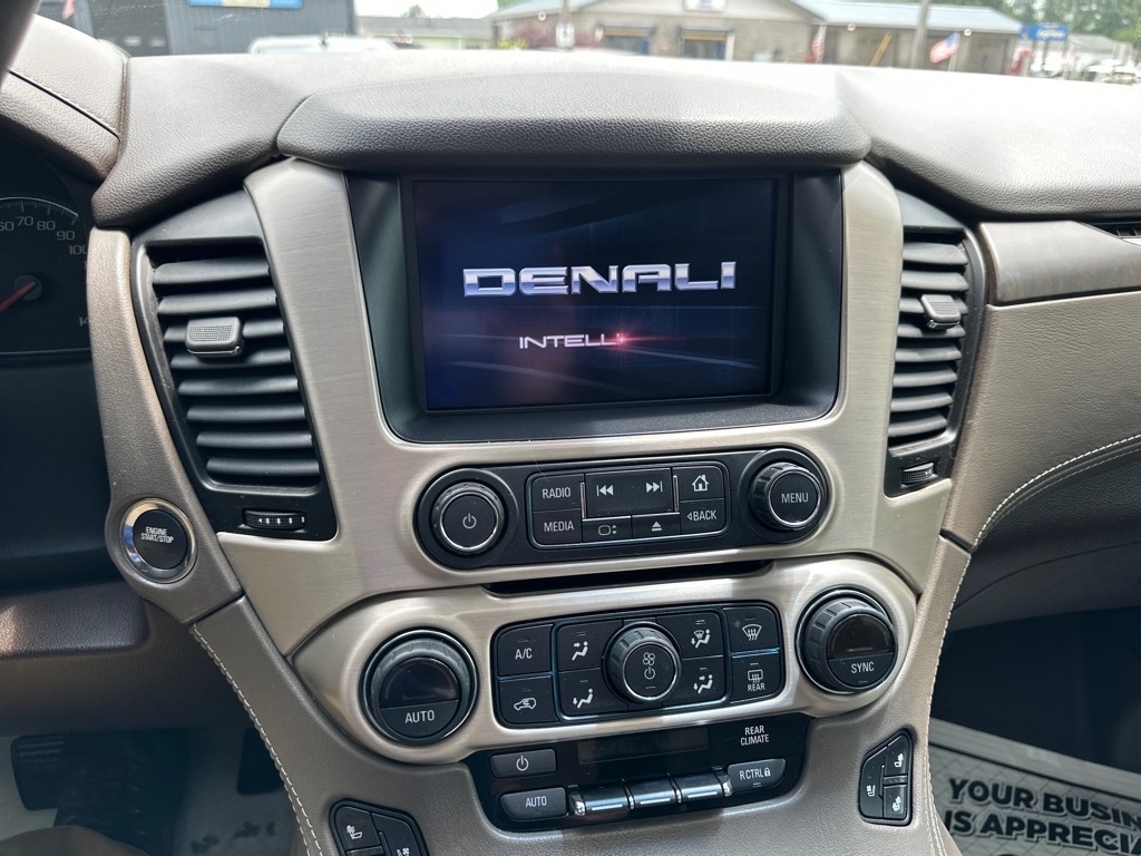 GMC Yukon 4WD 4dr Denali 2018 GMC Yukon 4WD 4dr Denali 2018