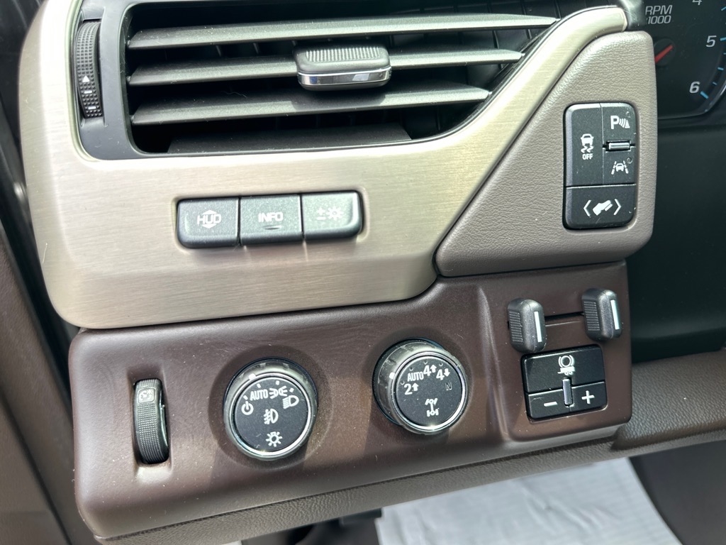 GMC Yukon 4WD 4dr Denali 2018