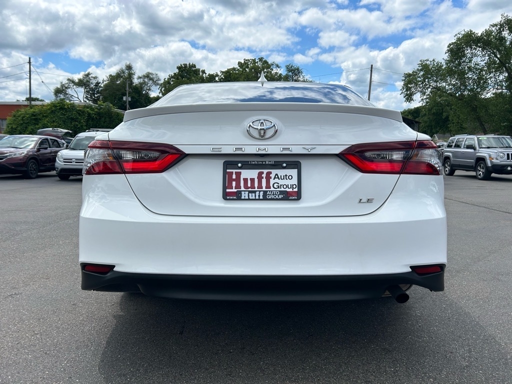 Toyota Camry LE Auto (Natl) 2023