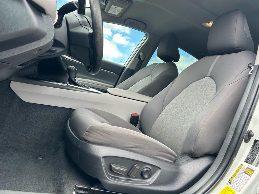 Toyota Camry LE Auto (Natl) 2023