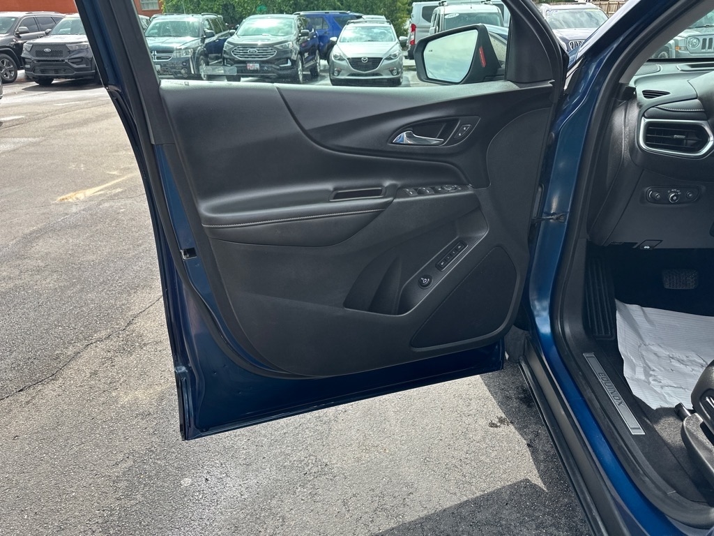 Chevrolet Equinox FWD 4dr Premier 2021