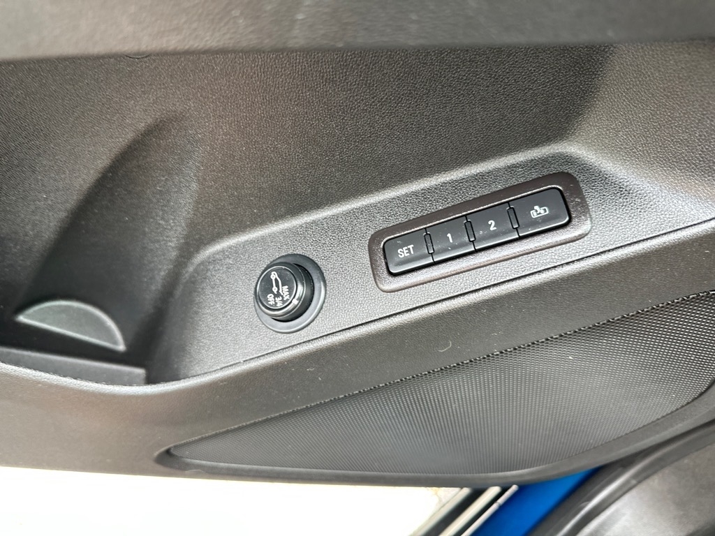 Chevrolet Equinox FWD 4dr Premier 2021