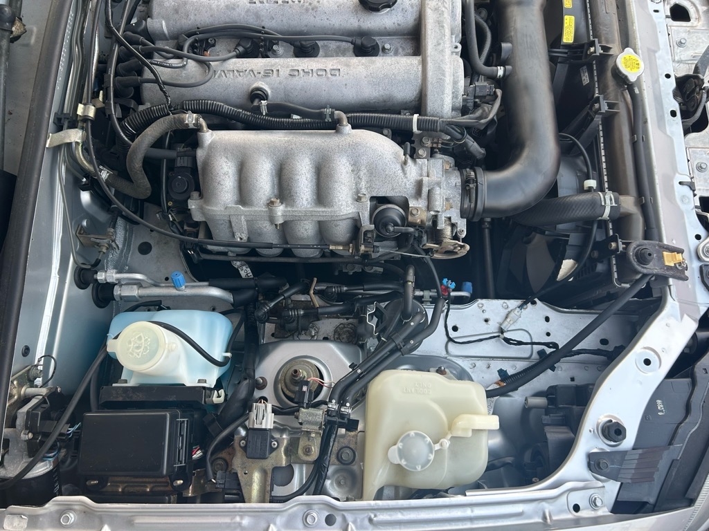 Mazda MX-5 Miata 2dr Convertible Base Manual 2000