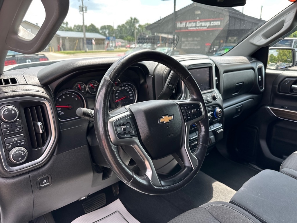 Chevrolet Silverado 1500 4WD Crew Cab 147" LT 2019