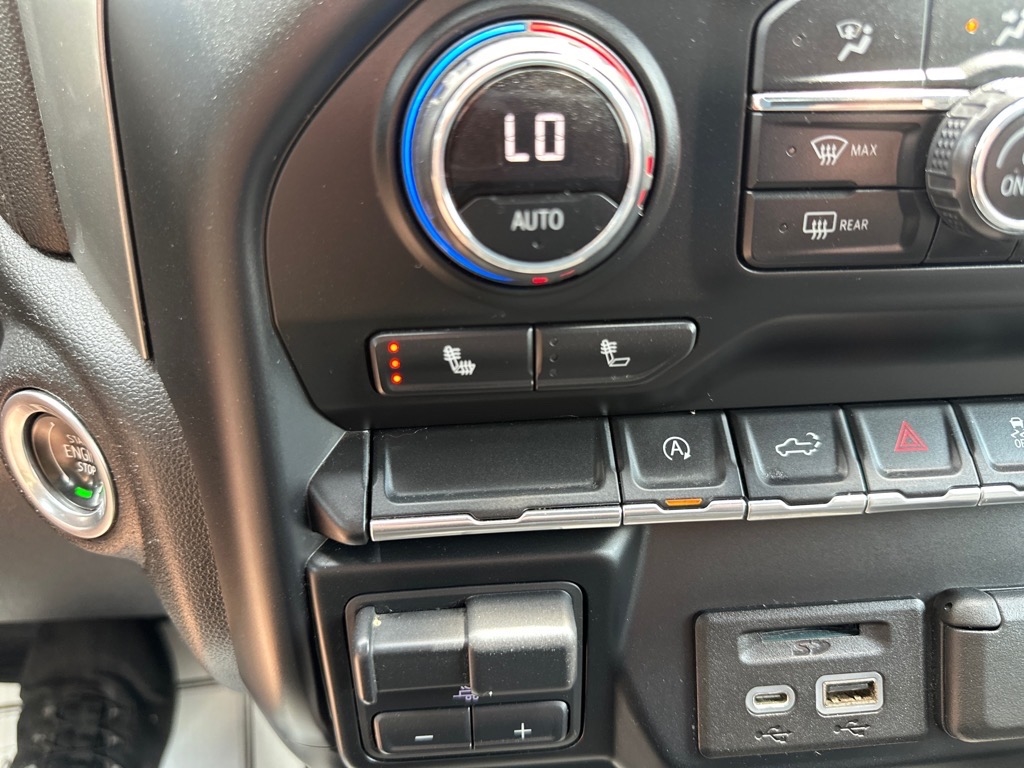 Chevrolet Silverado 1500 4WD Crew Cab 147" LT 2019