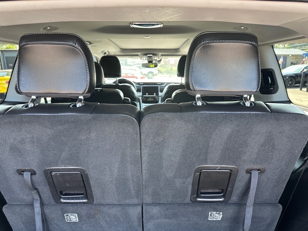 Jeep Grand Cherokee L Limited 4x4 2022 Jeep Grand Cherokee L Limited 4x4 2022