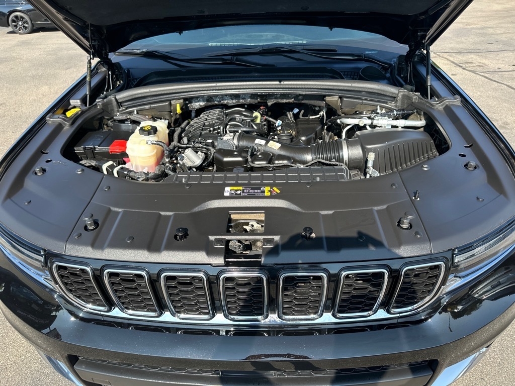 Jeep Grand Cherokee L Limited 4x4 2022 Jeep Grand Cherokee L Limited 4x4 2022