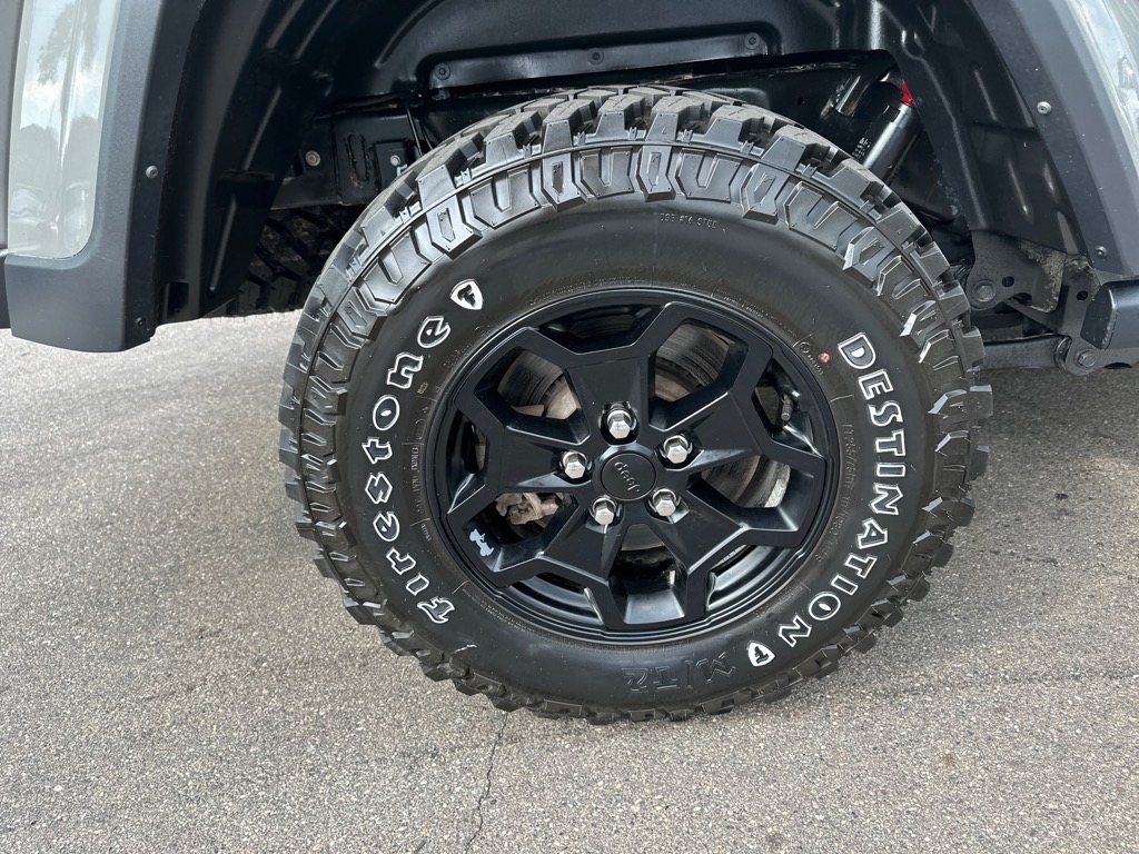 Jeep Gladiator Willys 4x4 2022