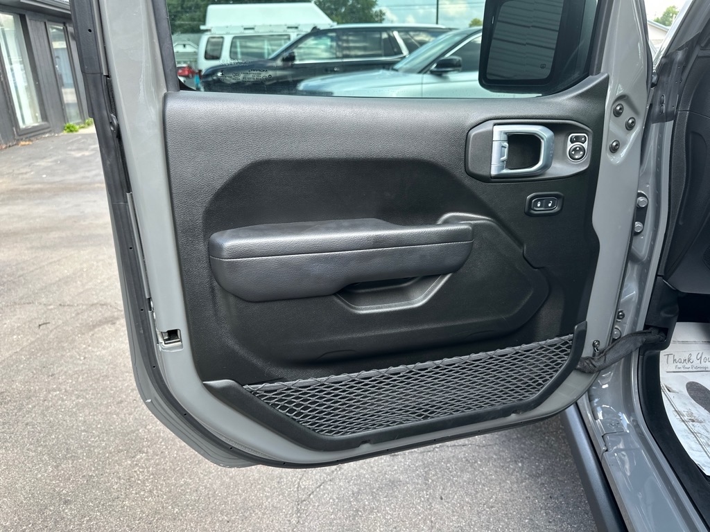 Jeep Gladiator Willys 4x4 2022