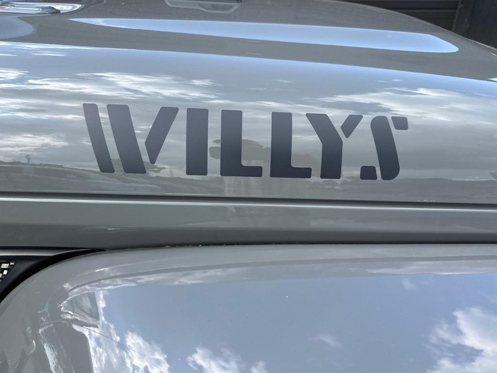 Jeep Gladiator Willys 4x4 2022