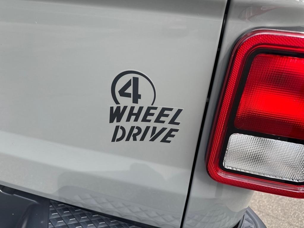 Jeep Gladiator Willys 4x4 2022