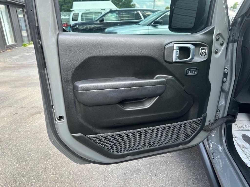 Jeep Gladiator Willys 4x4 2022