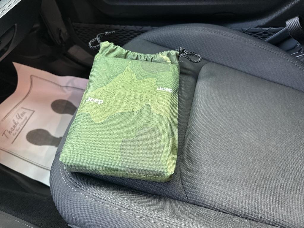 Jeep Gladiator Willys 4x4 2022