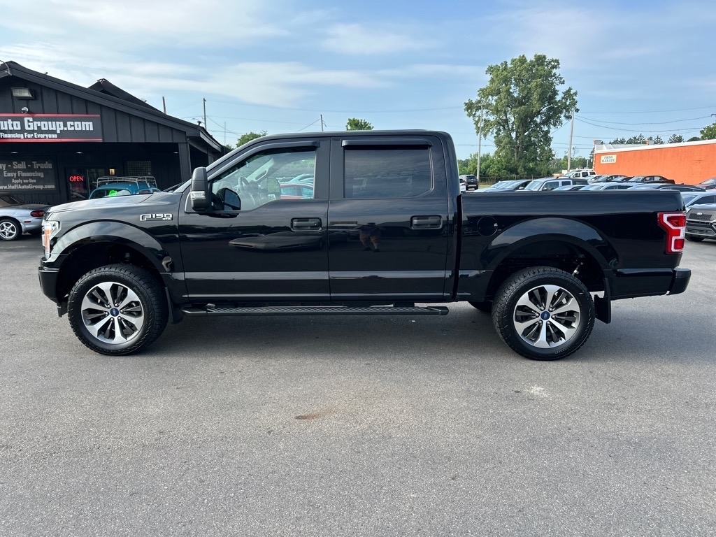 Ford F-150 XL 4WD SuperCrew 5.5' Box 2019 Ford F-150 XL 4WD SuperCrew 5.5' Box 2019