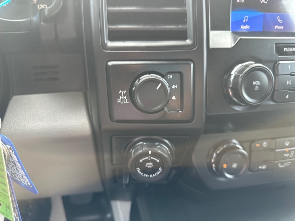 Ford F-150 XL 4WD SuperCrew 5.5' Box 2019 Ford F-150 XL 4WD SuperCrew 5.5' Box 2019