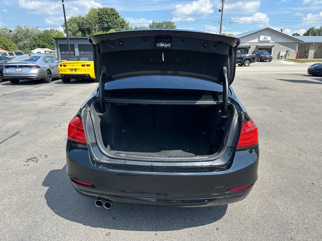 BMW 3 Series 4dr Sdn 328i xDrive AWD SULEV South Africa 2015