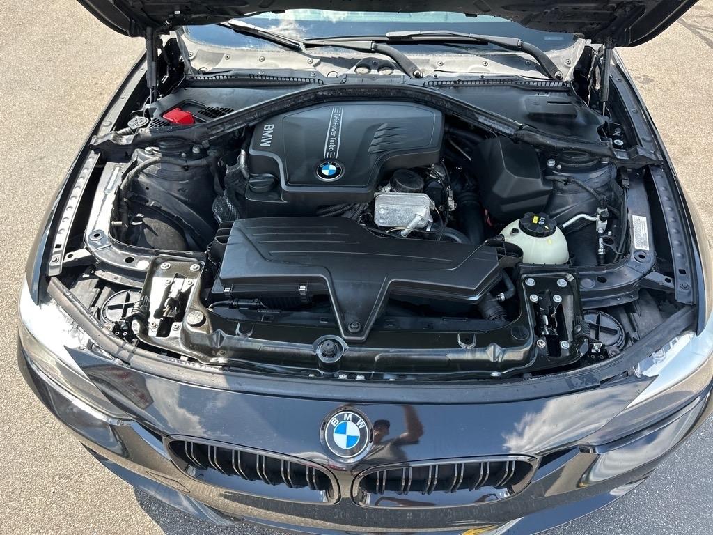 BMW 3 Series 4dr Sdn 328i xDrive AWD SULEV South Africa 2015