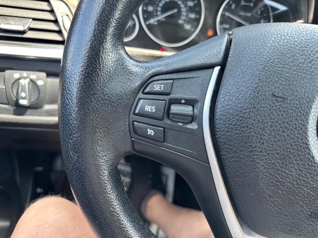 BMW 3 Series 4dr Sdn 328i xDrive AWD SULEV South Africa 2015