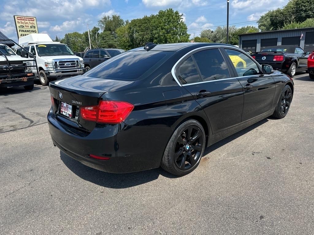 BMW 3 Series 4dr Sdn 328i xDrive AWD SULEV South Africa 2015