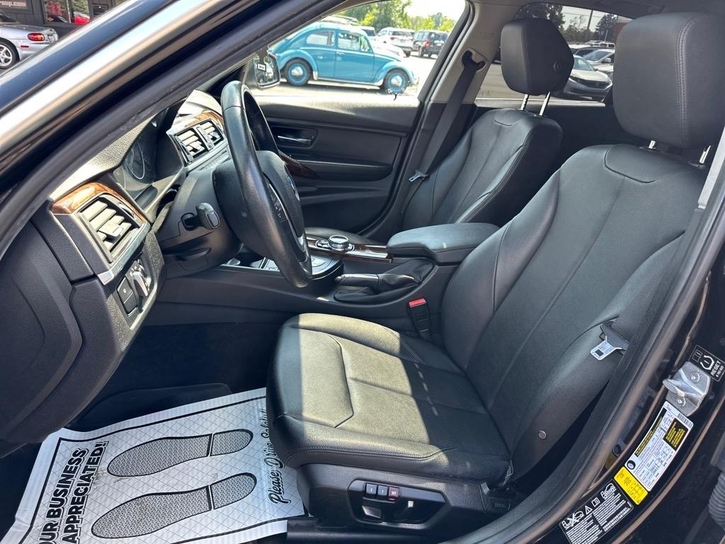 2015 BMW 3 Series 328i - Photo 16