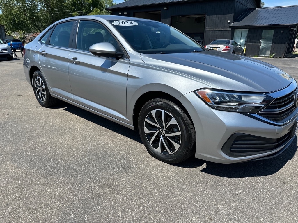 2024 Volkswagen Jetta S Auto