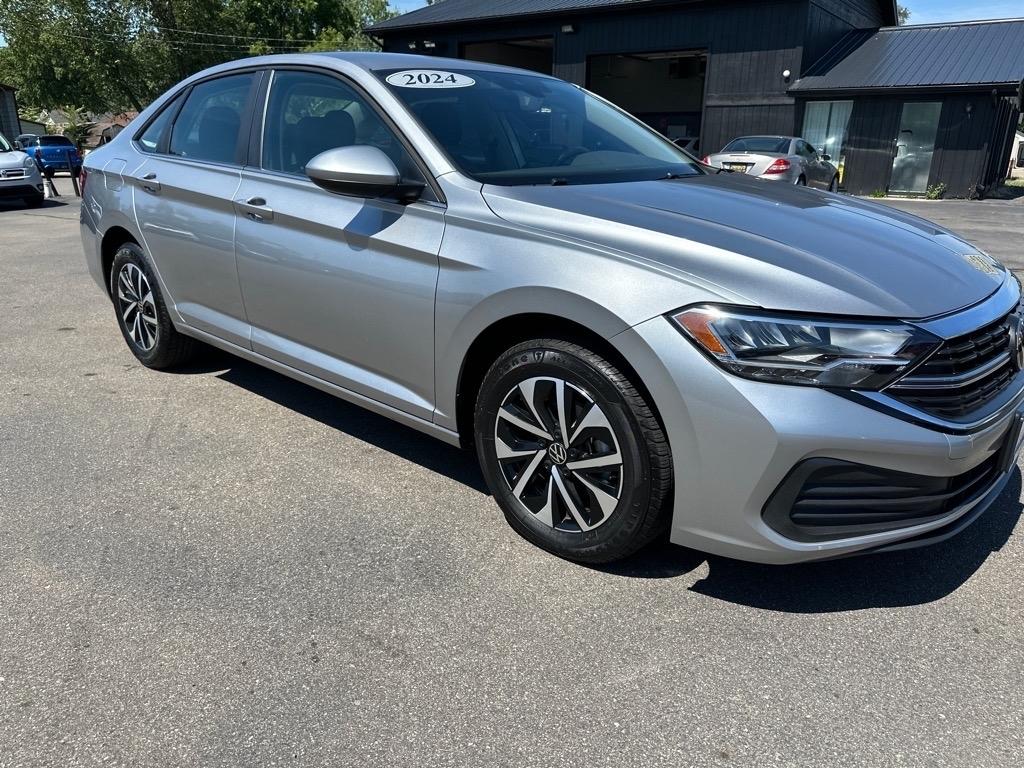 2024 Volkswagen Jetta S Auto