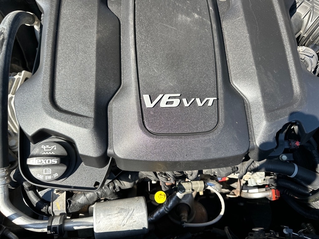 Buick LaCrosse 4dr Sdn Essence FWD 2017