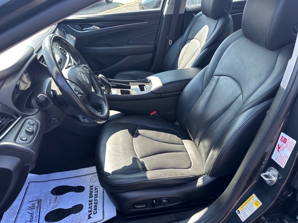 Buick LaCrosse 4dr Sdn Essence FWD 2017