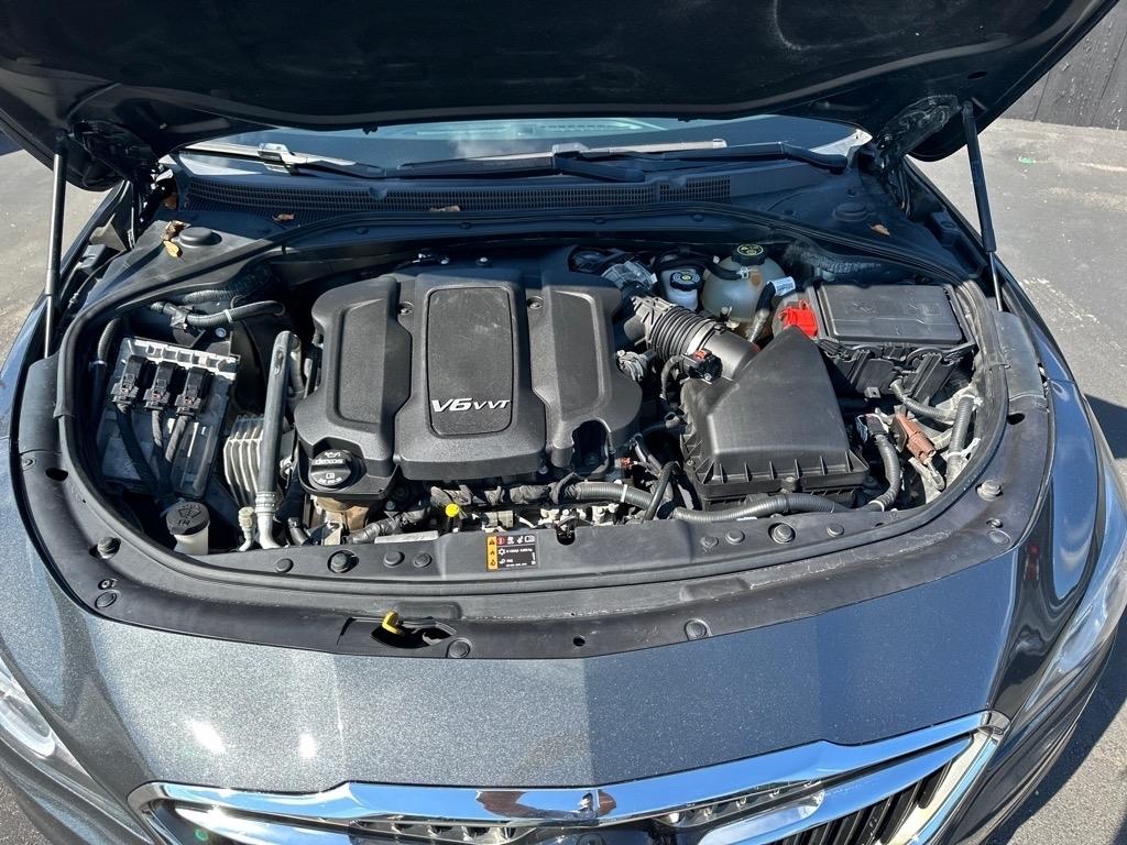 Buick LaCrosse 4dr Sdn Essence FWD 2017