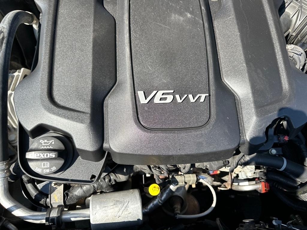 Buick LaCrosse 4dr Sdn Essence FWD 2017