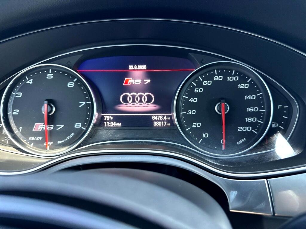 2017 Audi RS 7 Prestige photo 32