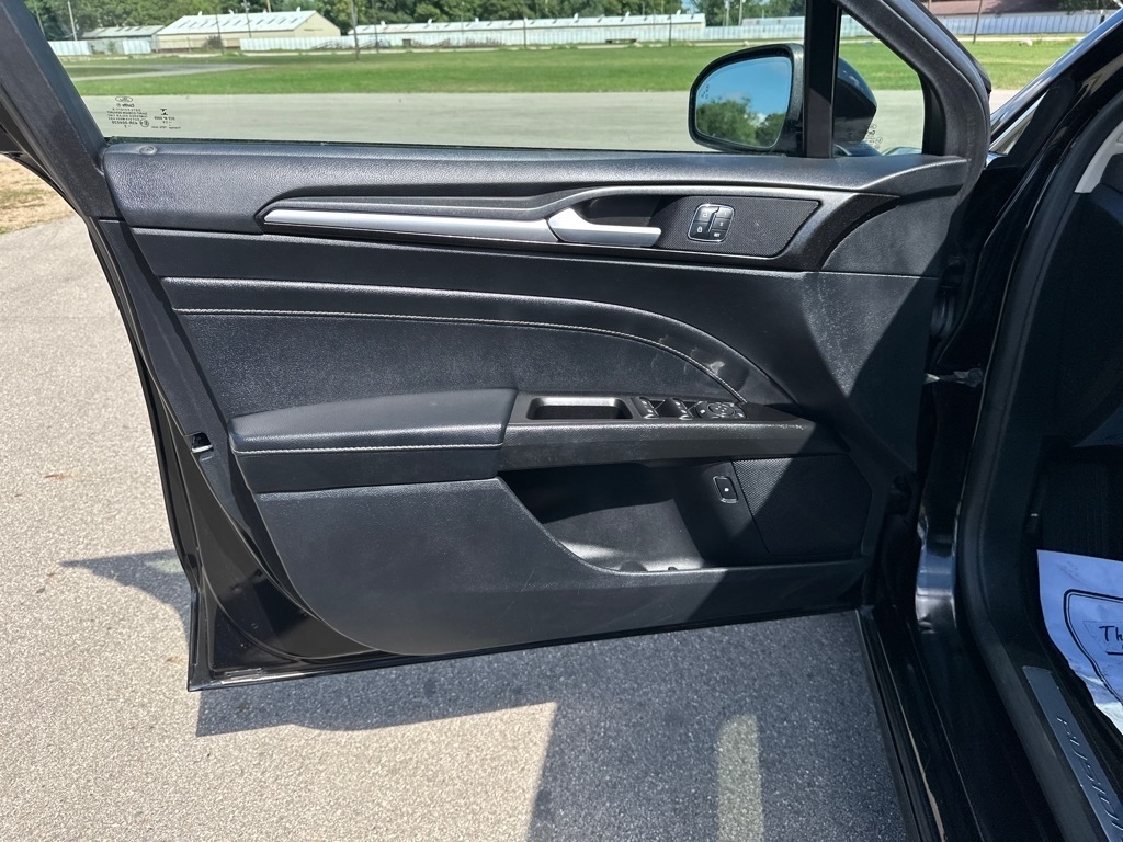 Ford Fusion Hybrid Titanium FWD 2019 Ford Fusion Hybrid Titanium FWD 2019