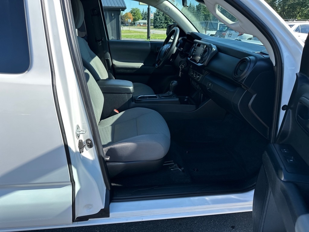 Toyota Tacoma 2WD SR5 Access Cab 6' Bed I4 AT (Natl) 2021