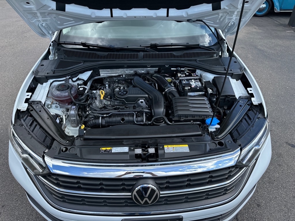 Volkswagen Jetta S Auto 2024