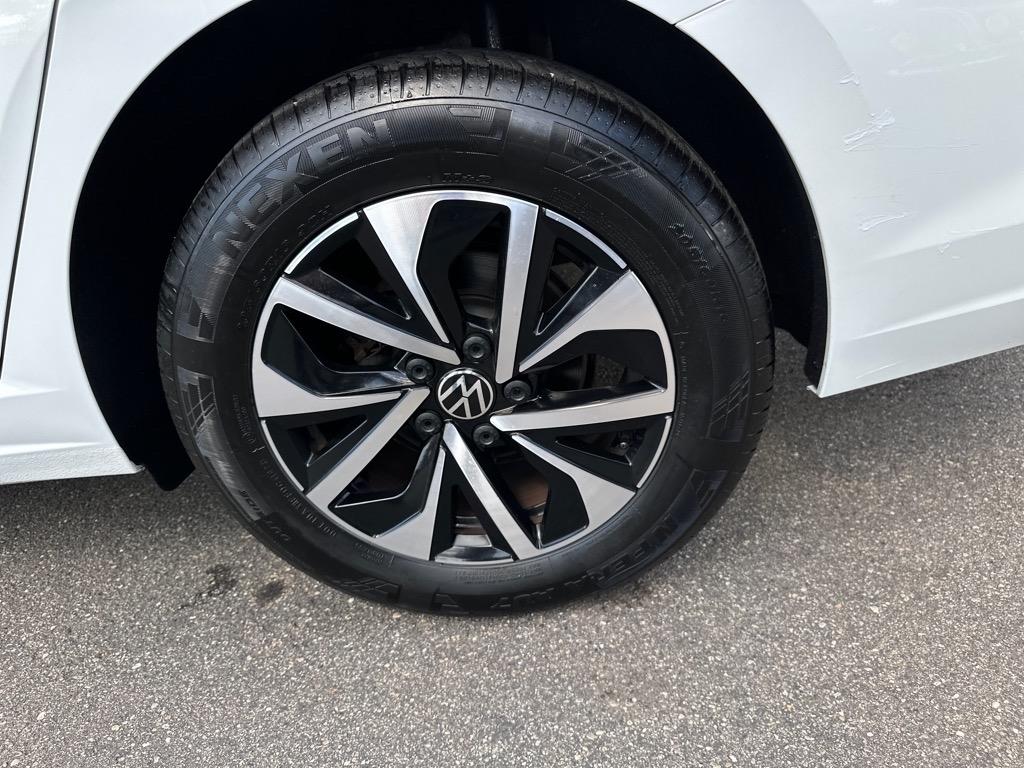 Volkswagen Jetta S Auto 2024