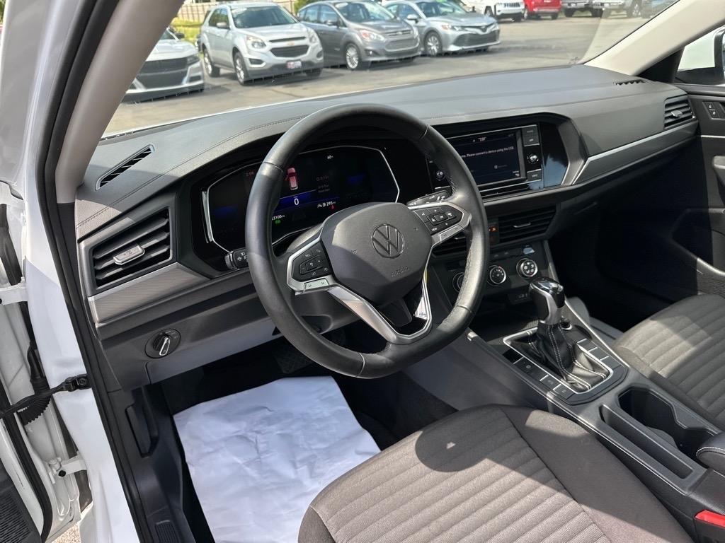 Volkswagen Jetta S Auto 2024