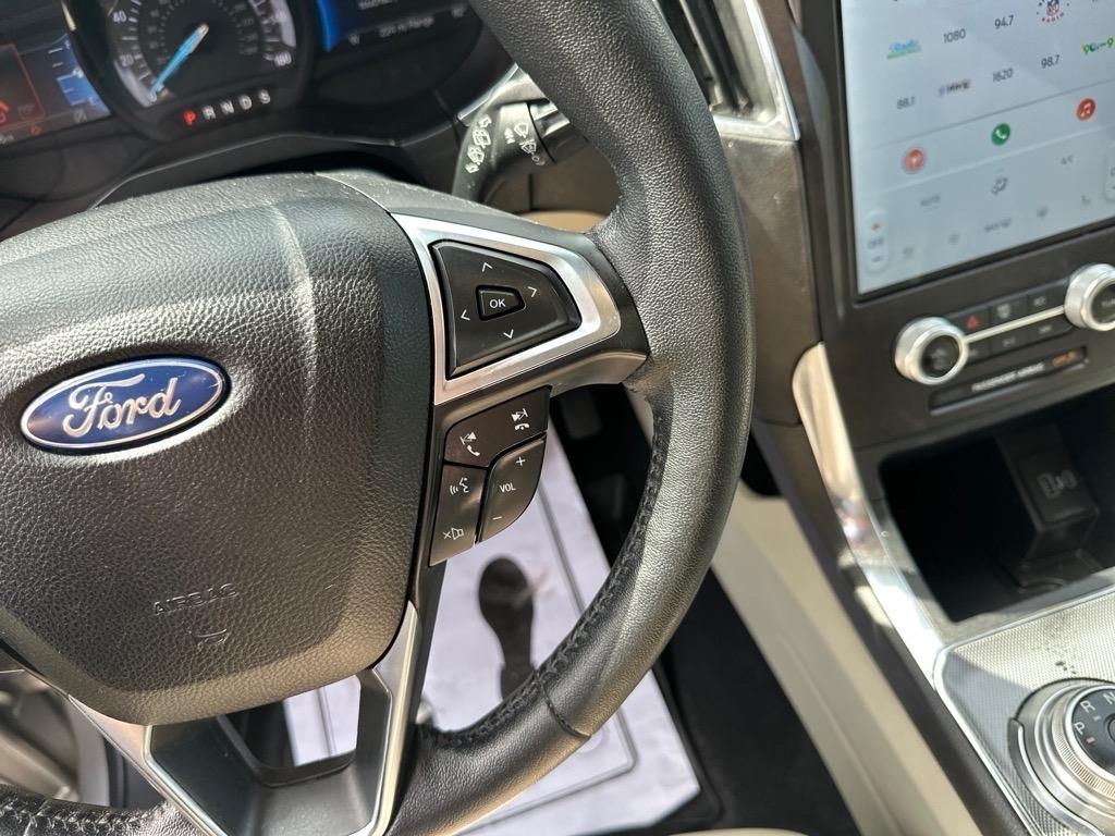 Ford Edge Titanium AWD 2021