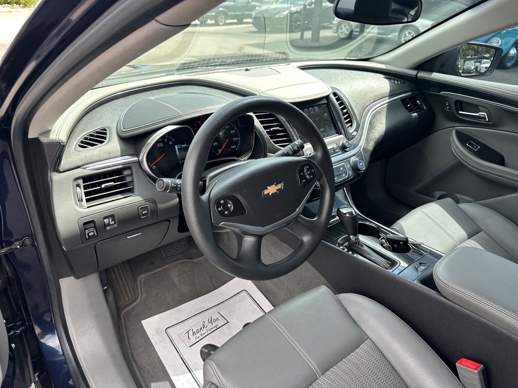 Chevrolet Impala 4dr Sdn LS w/1FL 2019 Chevrolet Impala 4dr Sdn LS w/1FL 2019