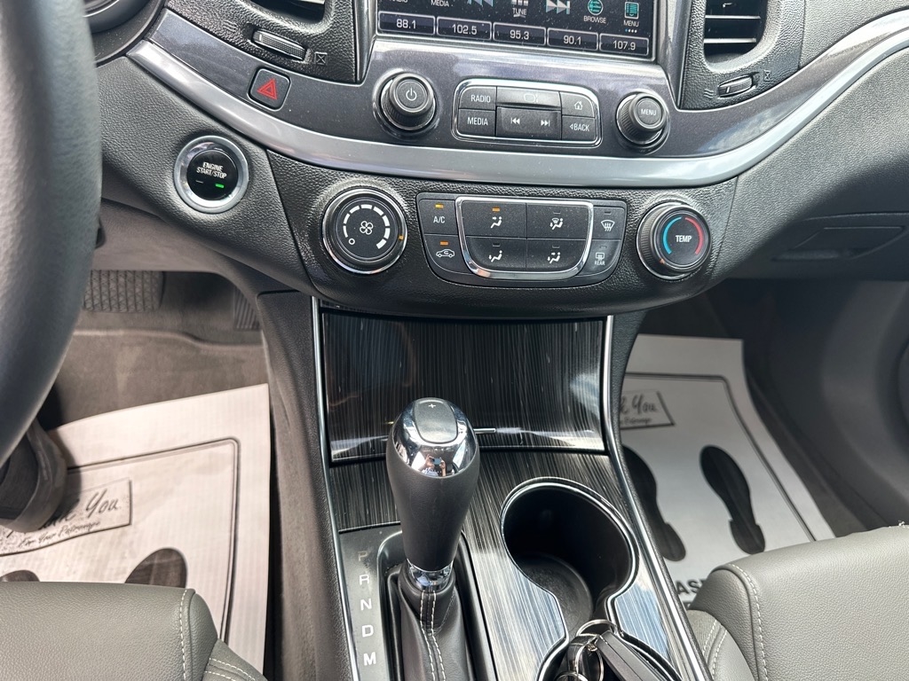 Chevrolet Impala 4dr Sdn LS w/1FL 2019 Chevrolet Impala 4dr Sdn LS w/1FL 2019
