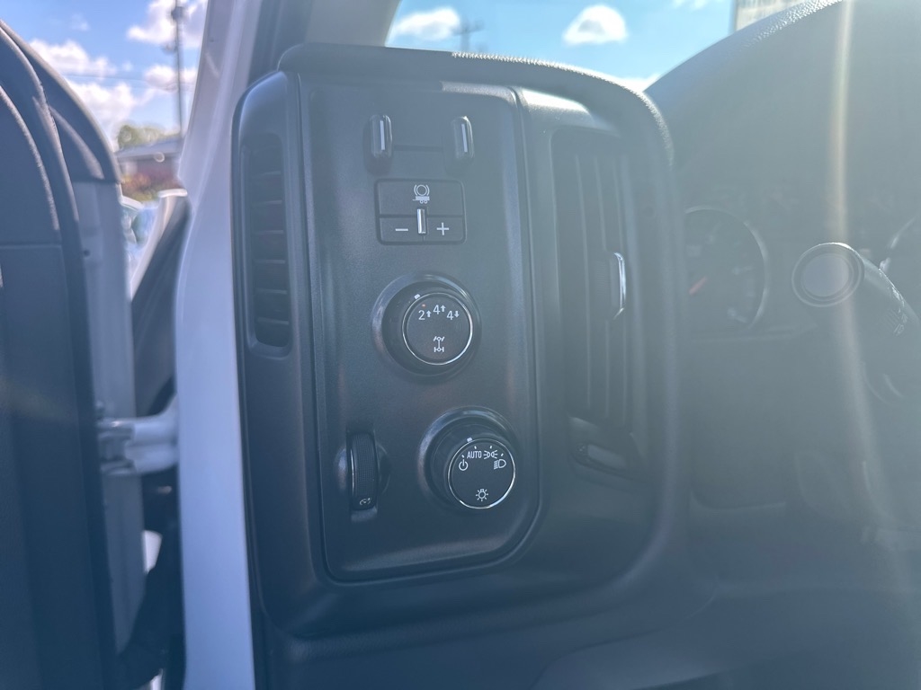 Chevrolet Silverado 5500 HD  2022