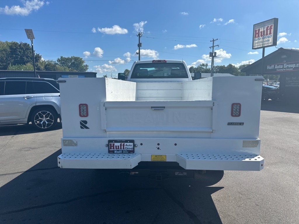 Chevrolet Silverado 5500 HD  2022