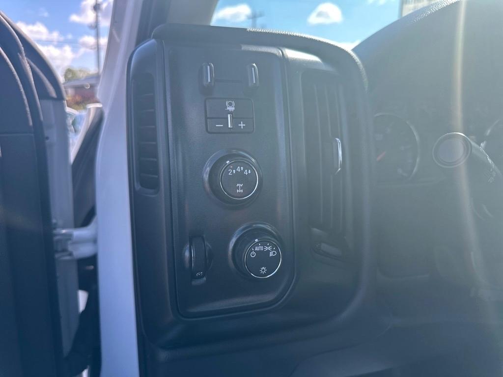 Chevrolet Silverado 5500 HD  2022