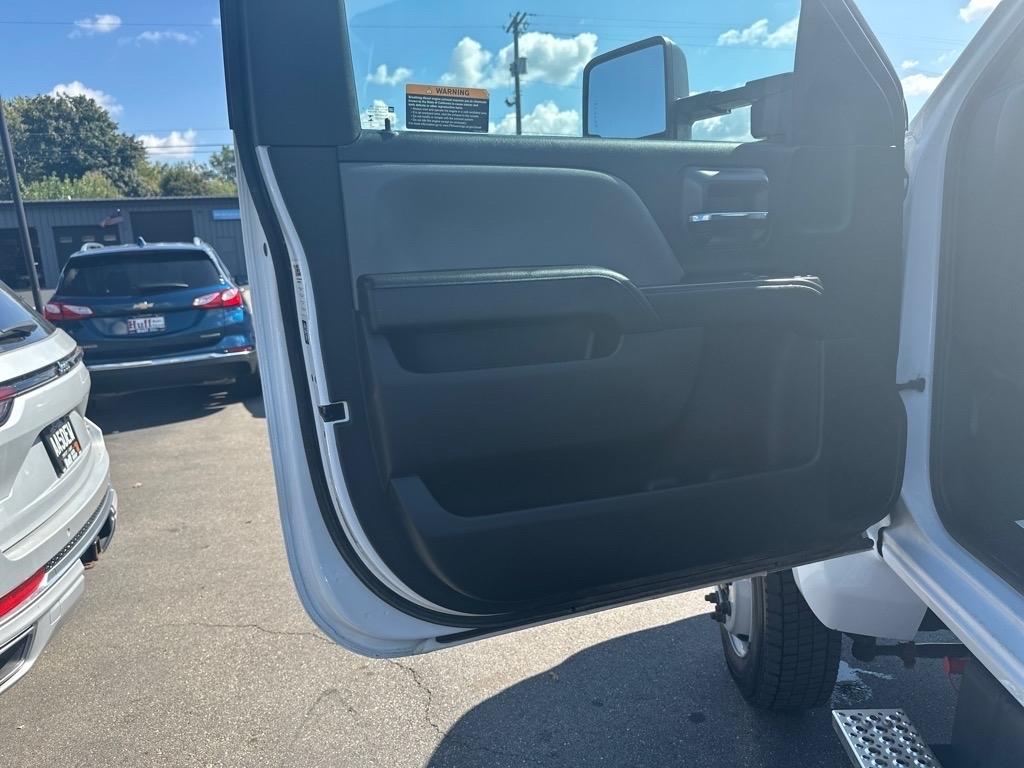 Chevrolet Silverado 5500 HD  2022