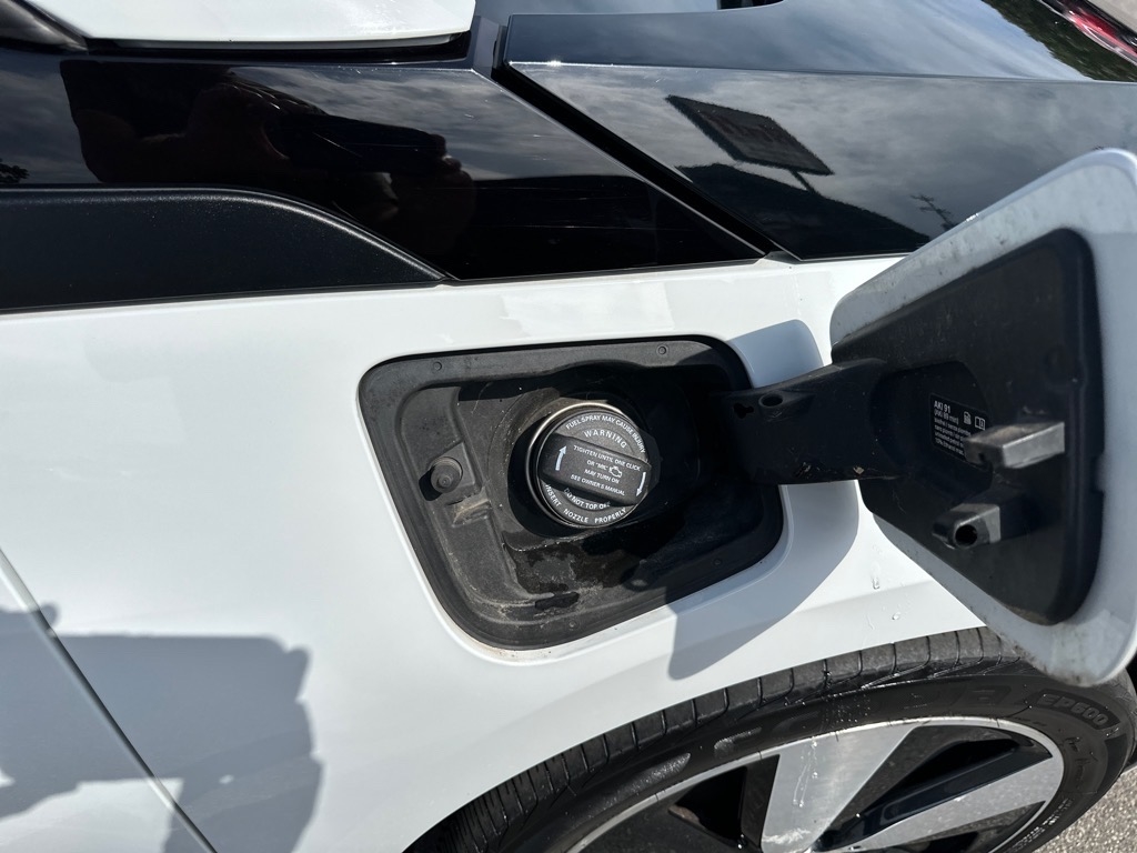 BMW i3 4dr HB w/Range Extender 2015 BMW i3 4dr HB w/Range Extender 2015