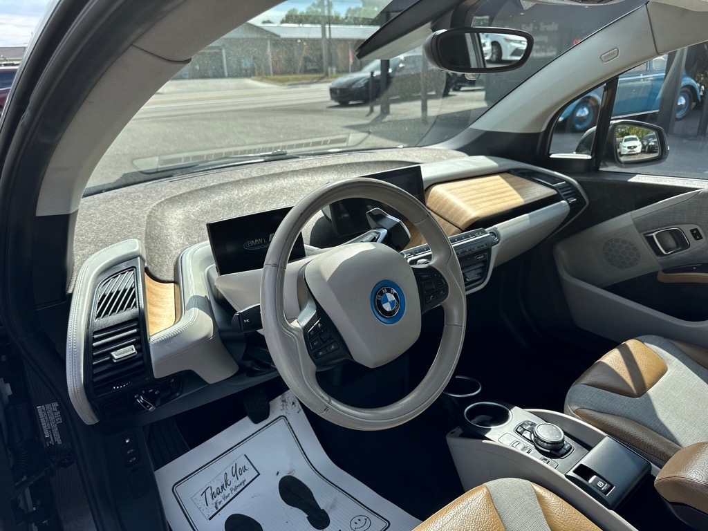 BMW i3 4dr HB w/Range Extender 2015 BMW i3 4dr HB w/Range Extender 2015